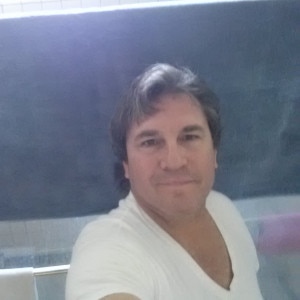 Latina man N2U is looking for a partner