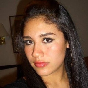 Latina woman jimhim is looking for a partner