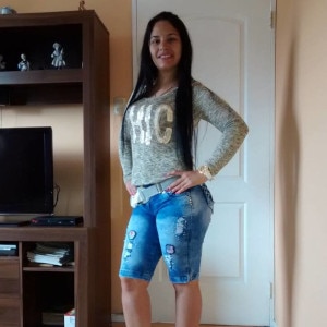 Latina woman Mary2345 is looking for a partner