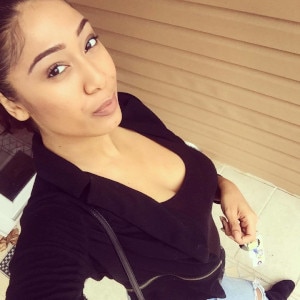 Latina woman middleblua23 is looking for a partner