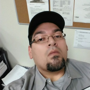 Latina man alfcc is looking for a partner