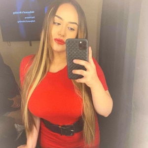 Latina woman rosejoy is looking for a partner